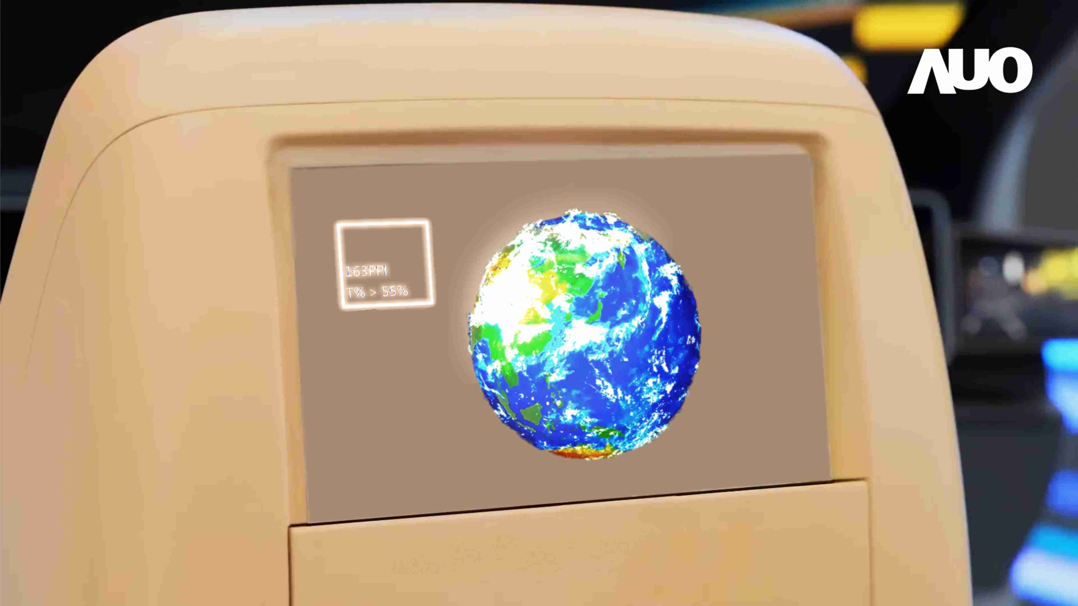 z6尊龙突破设计与制程挑战，，推出全球最高分辨率163ppi的13.5吋透明Micro LED面板，，并积极布局智能车市场，，，，以期拓展透明显示应用的可能性